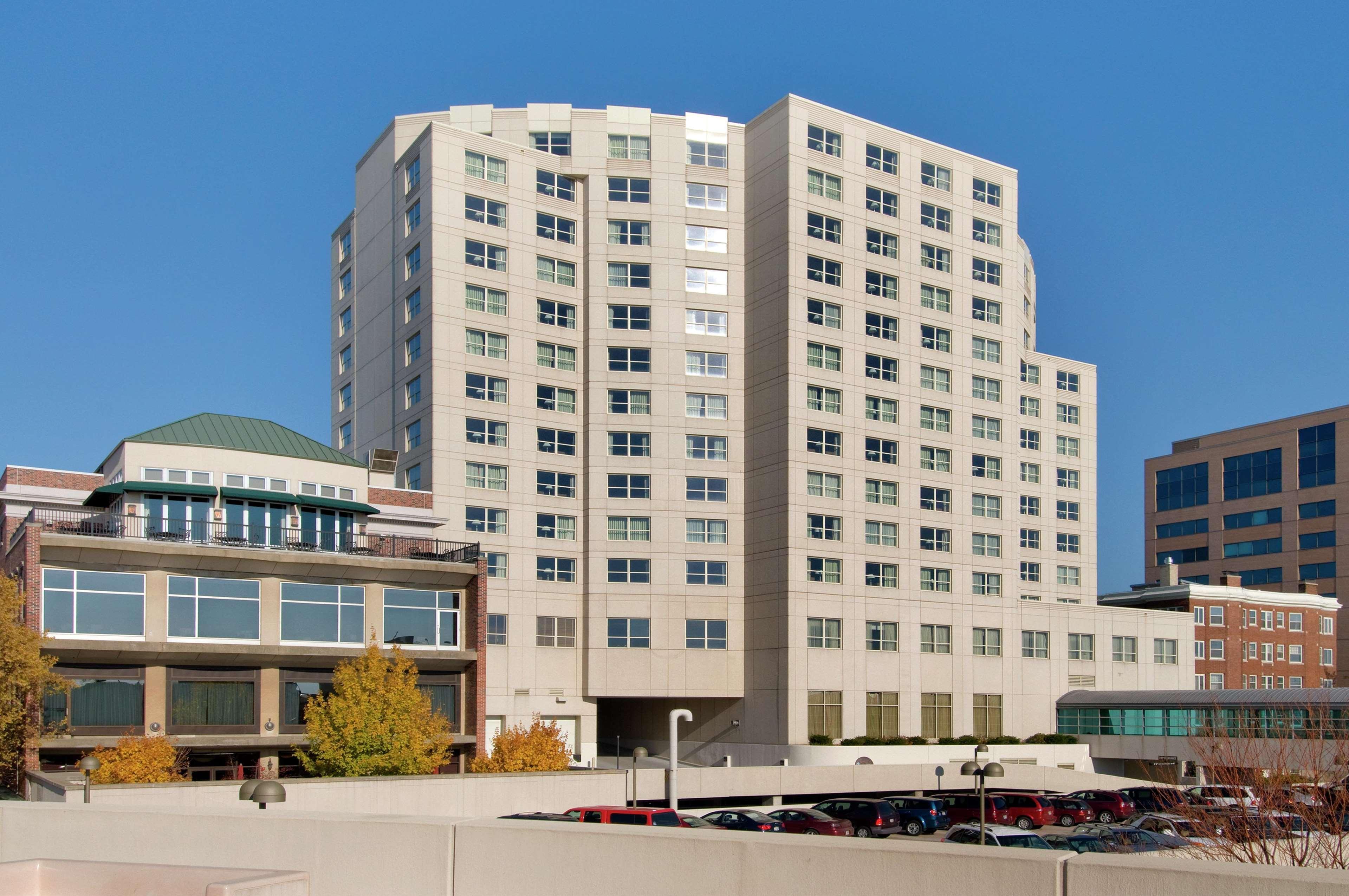 Hotel Hilton Madison Monona Terrace Exterior foto